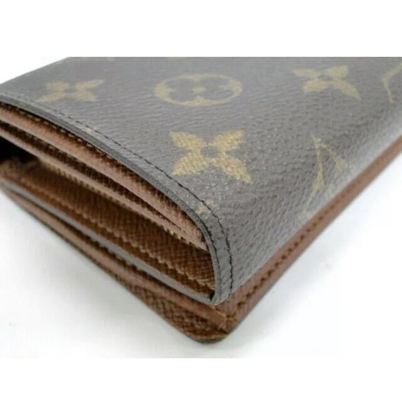 ❌Sold❌ LV wallet. Porte Monnaie Trésor - Picture 11 of 16